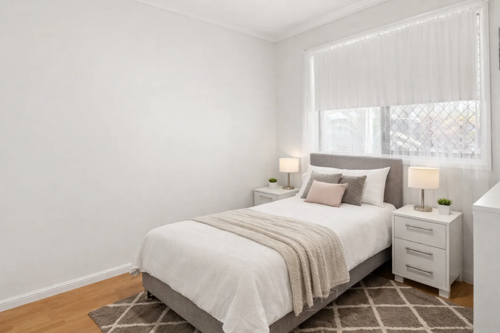 Additional image 10 of 2/4 Telopea Street, Labrador QLD 4215