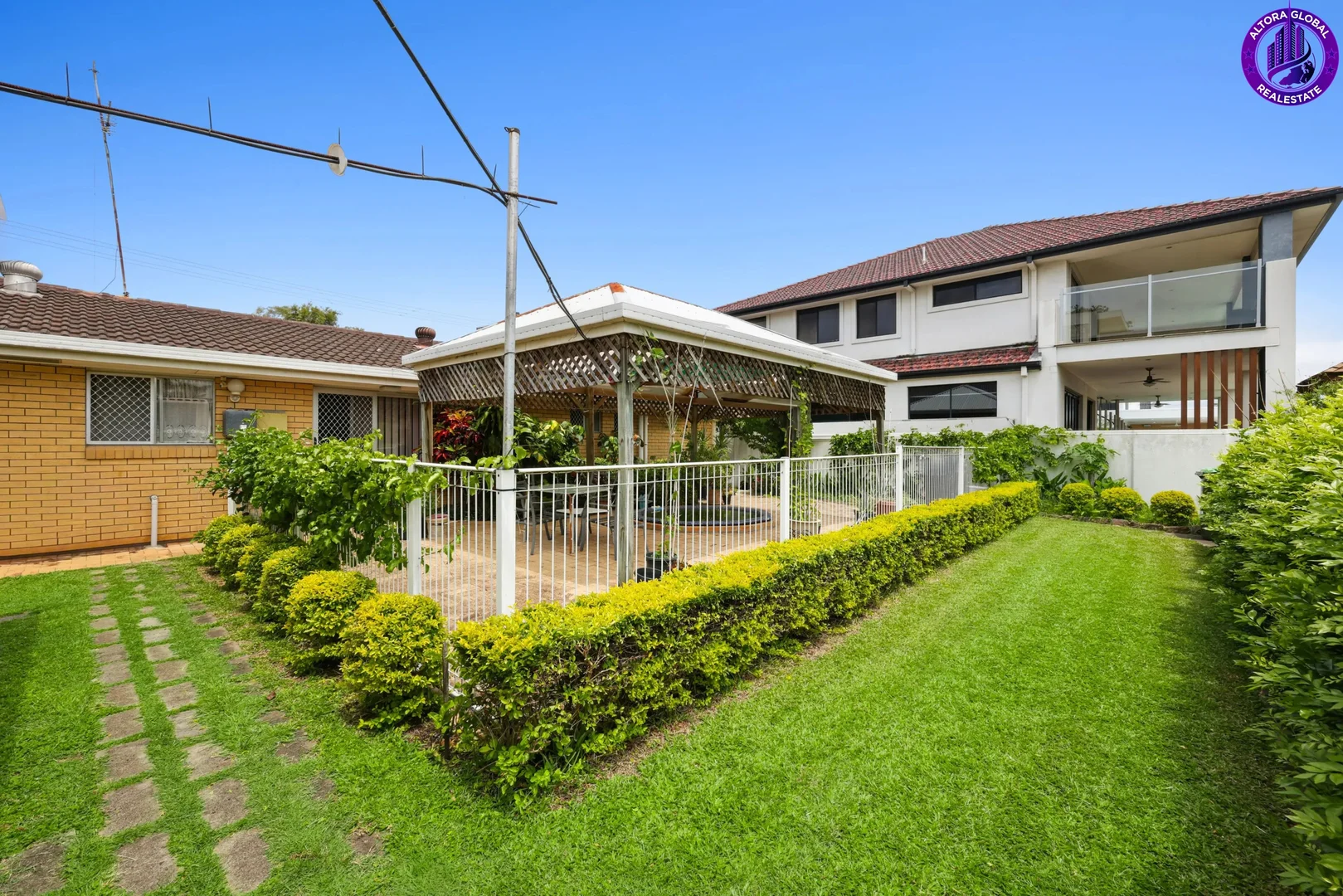 Additional image 10 of 1 SARASOTA KEY, Broadbeach Waters QLD 4218