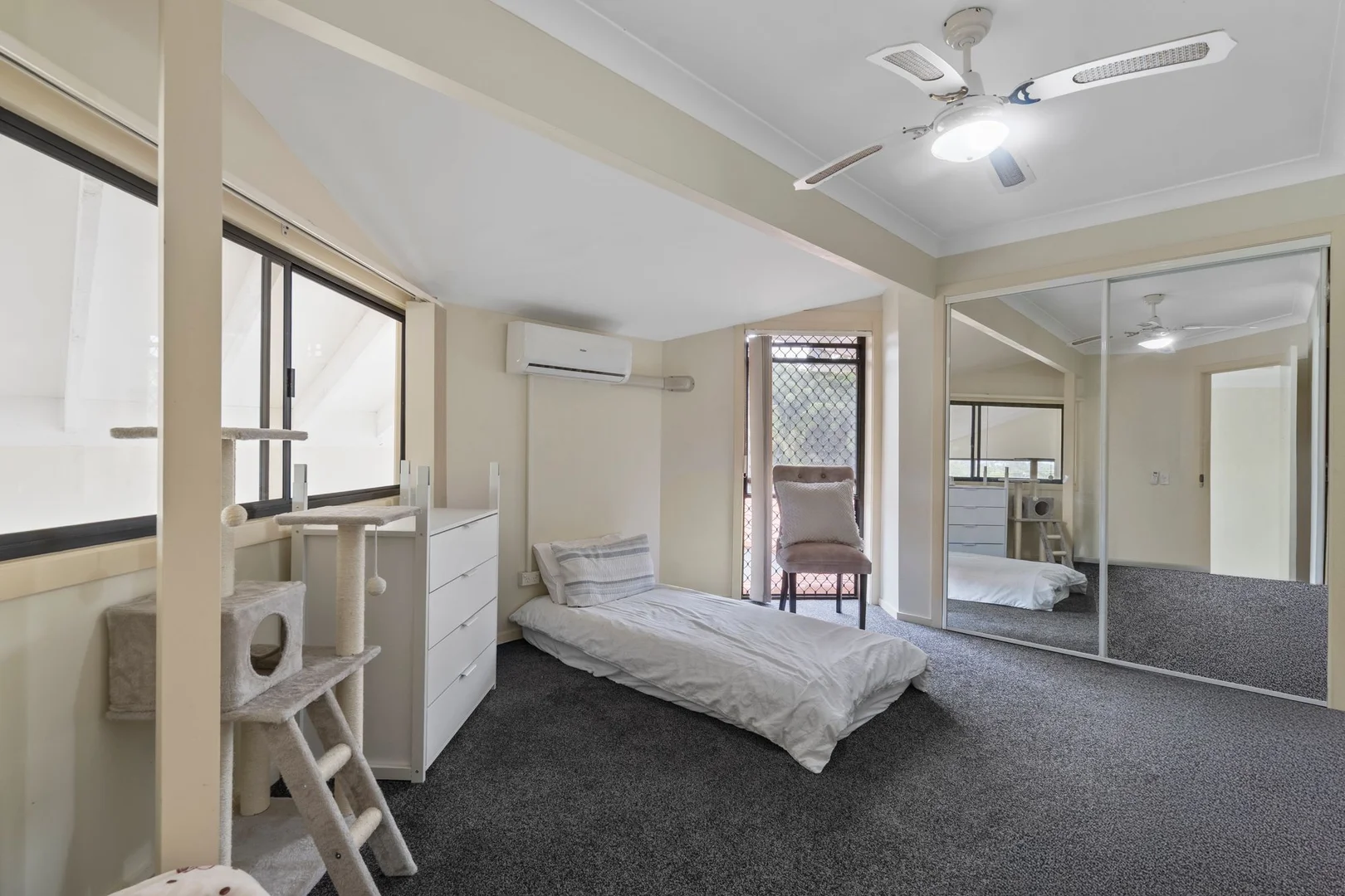 Additional image 13 of 2/5 Brittney Court, Ashmore QLD 4214