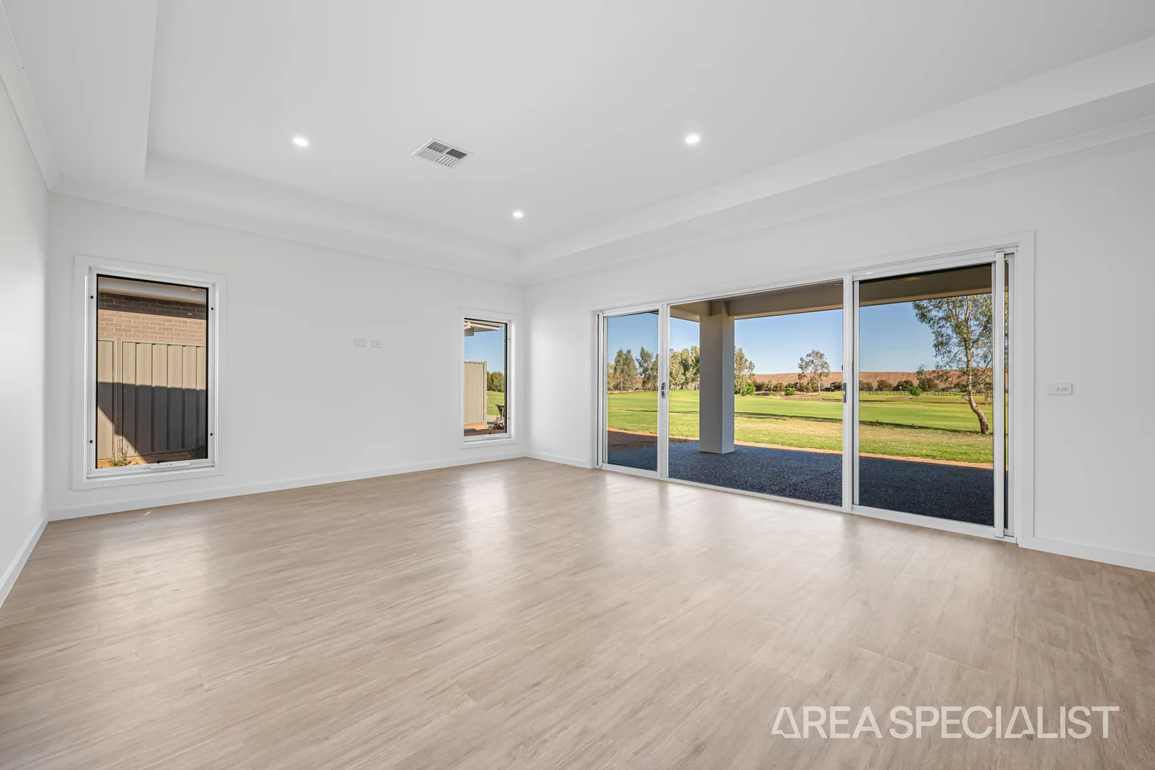 Additional image 10 of 122 Fairways Drive, Mildura VIC 3500