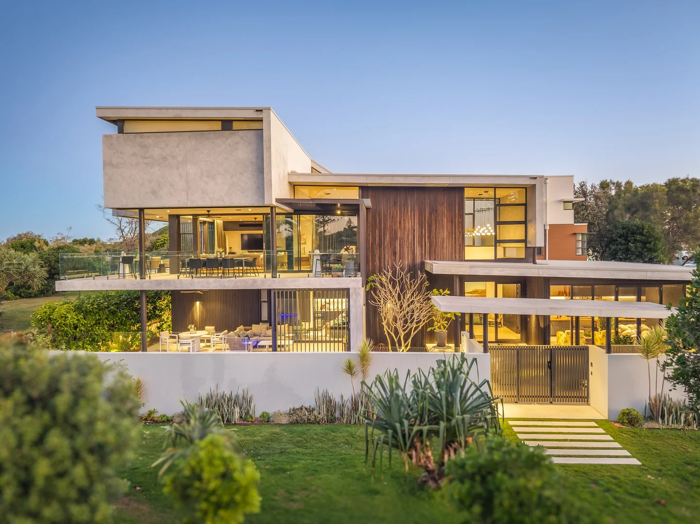 Additional image 2 of 8 Palm Avenue, Cabarita Beach NSW 2488