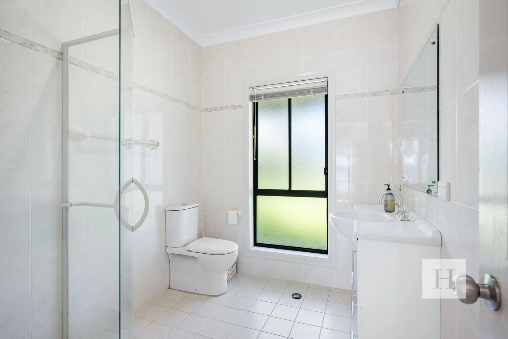 Additional image 19 of 10 Omaru Place, Summerland Point NSW 2259