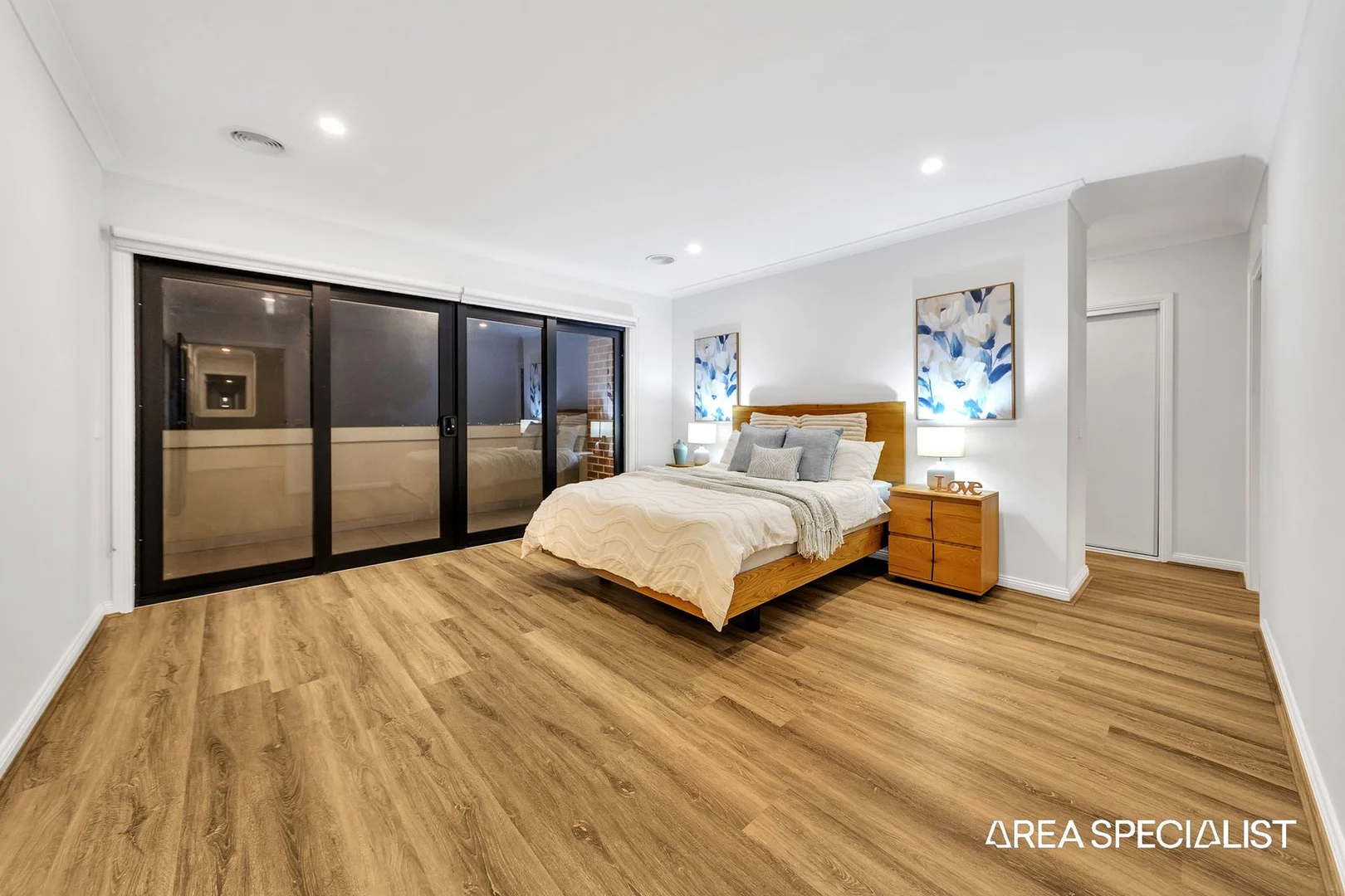 Additional image 9 of 50 Waterside Drive, Pakenham VIC 3810