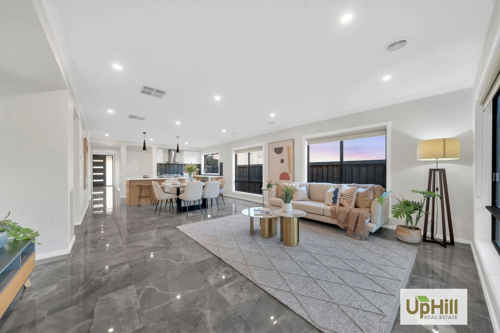 28 Carradale Road, Clyde North VIC 3978