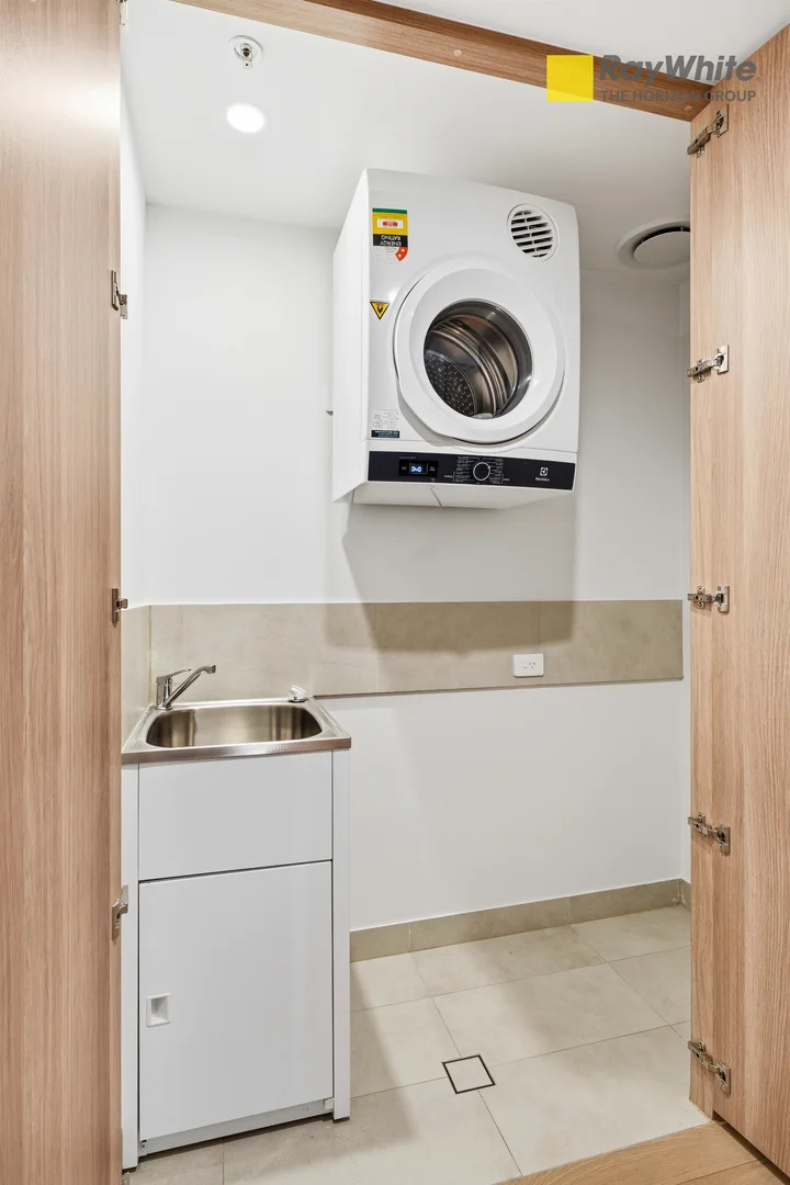 Additional image 5 of 1605/500 Pacific Highway, St Leonards NSW 2065