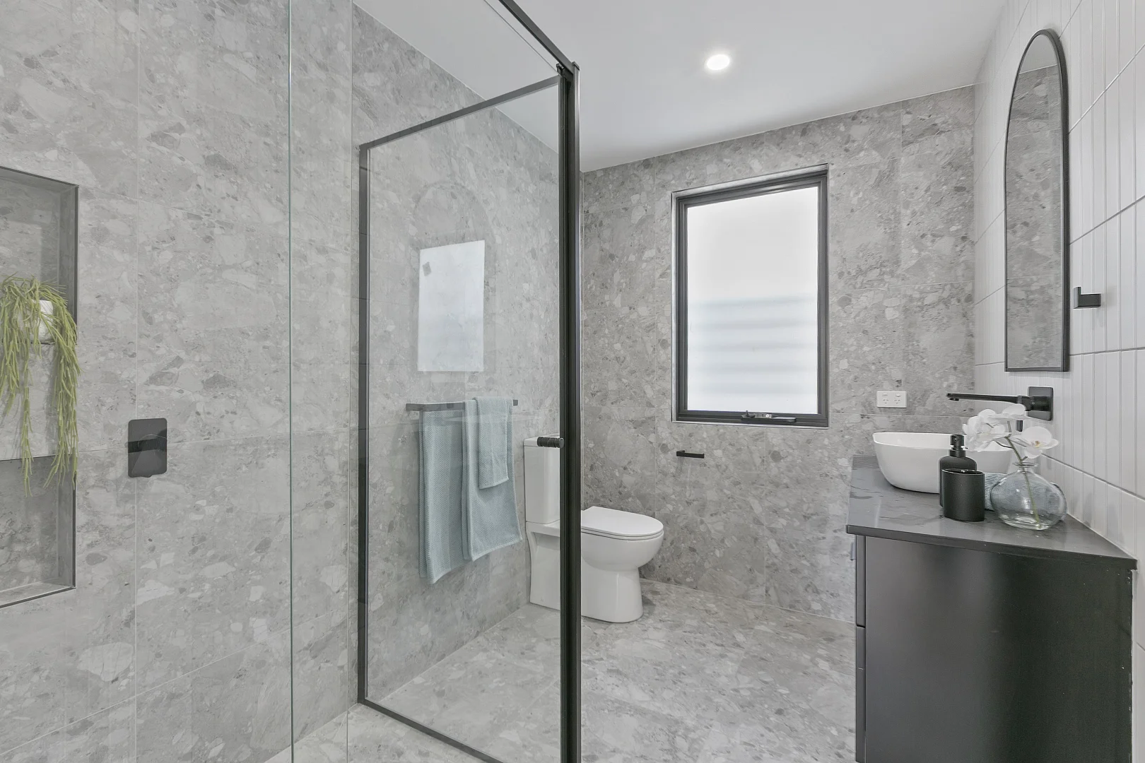 Additional image 15 of 2/113 Boldrewood Parade, Reservoir VIC 3073