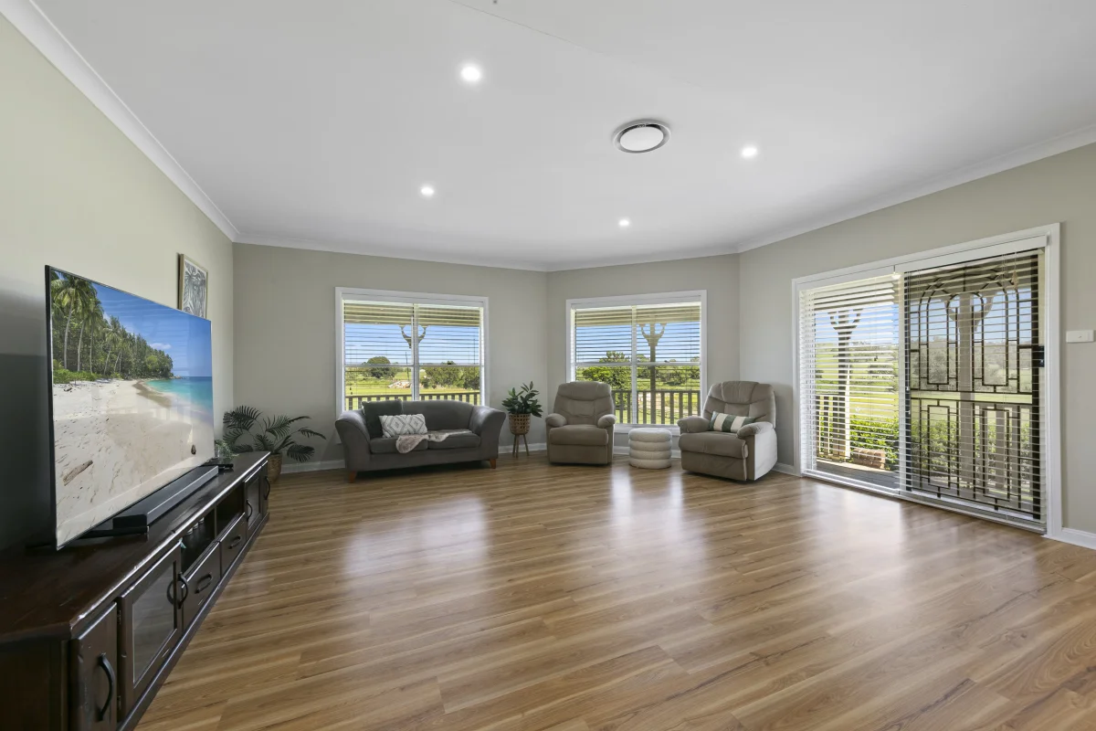 Additional image 16 of 363 Aberglasslyn Road, Aberglasslyn NSW 2320