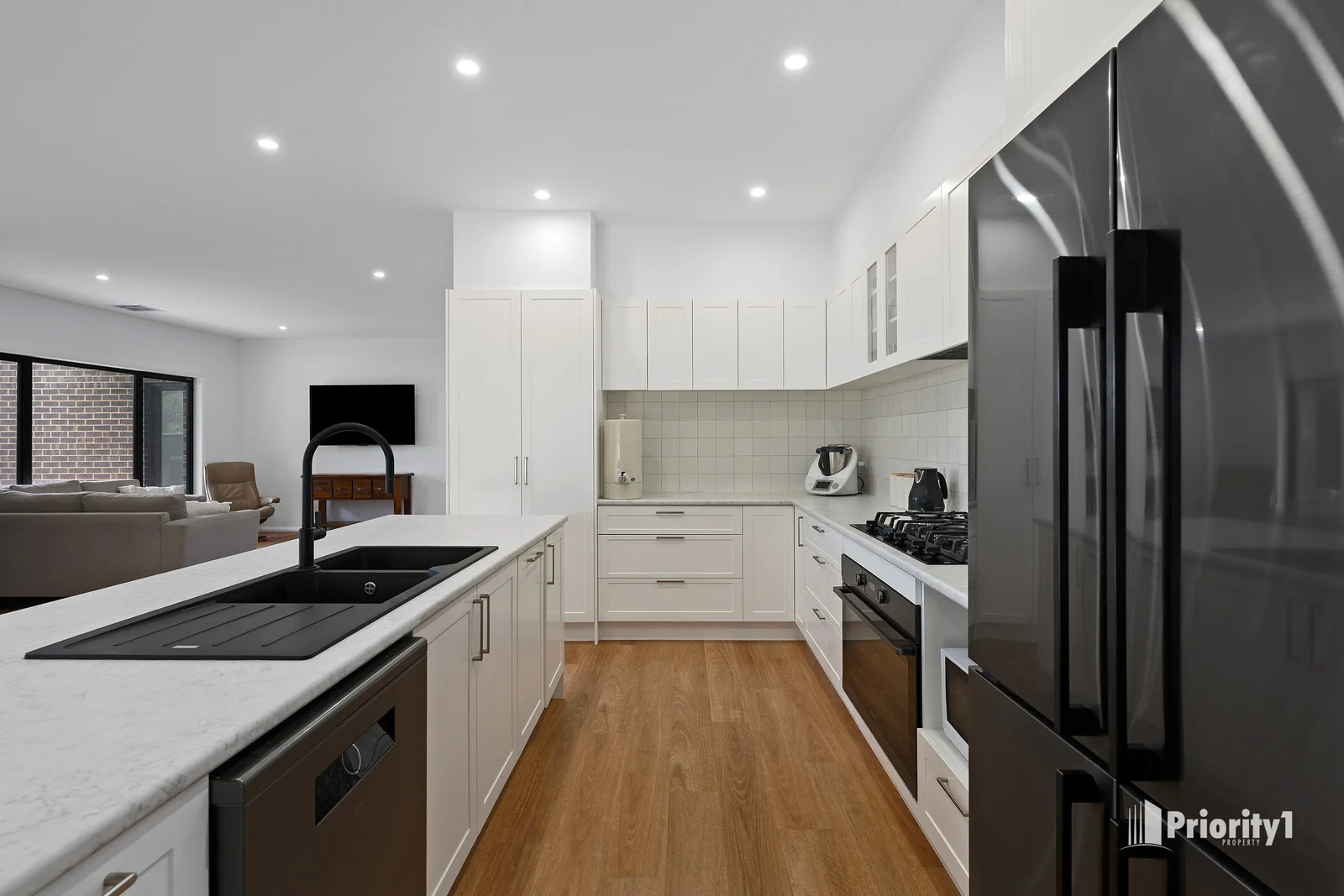 Additional image 4 of 10 Luxford Court, Strathdale VIC 3550