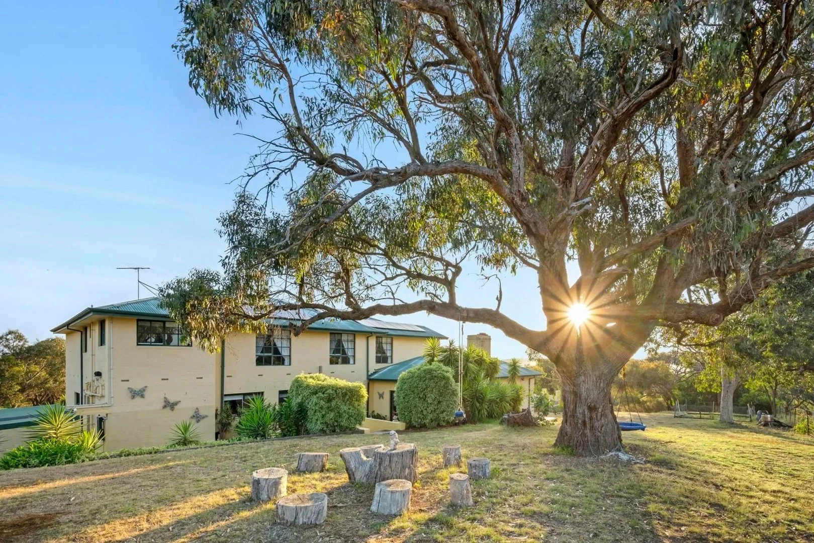 221 Grants Rd, Eden Park VIC 3757