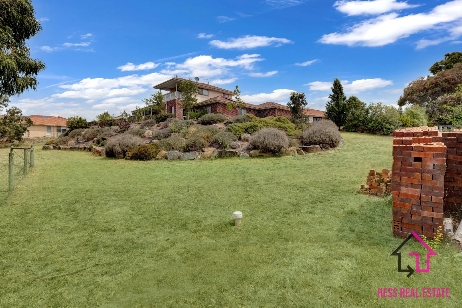 Additional image 13 of 5 Cortona Close, Hidden Valley VIC 3756