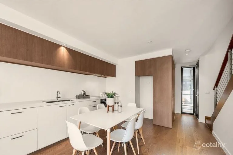 Additional image 4 of 5/2A Oak Grove, Malvern East VIC 3145