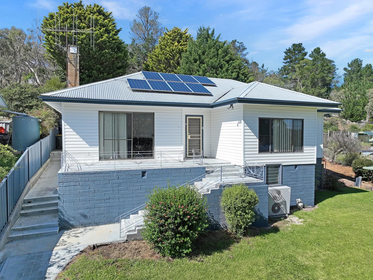 48 Mercy Street, Bombala NSW 2632