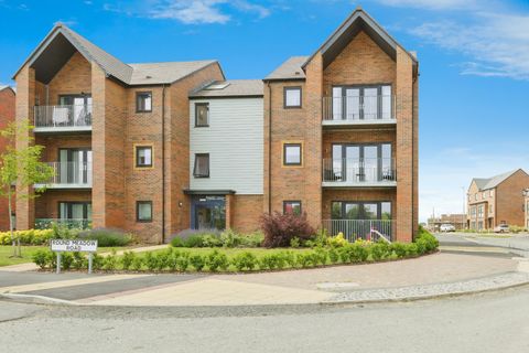 Round Meadow Road, Leicester, Leicestershire LE4