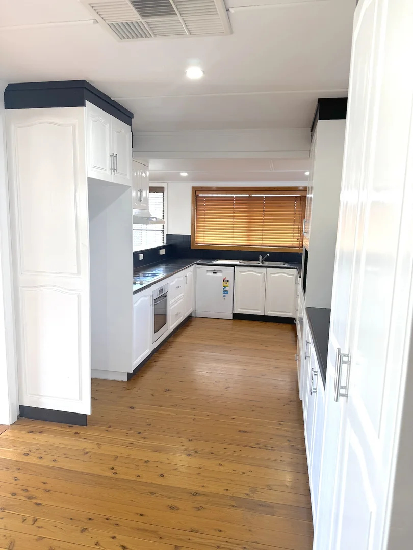 Additional image 6 of 2 Borland Street, Roma QLD 4455