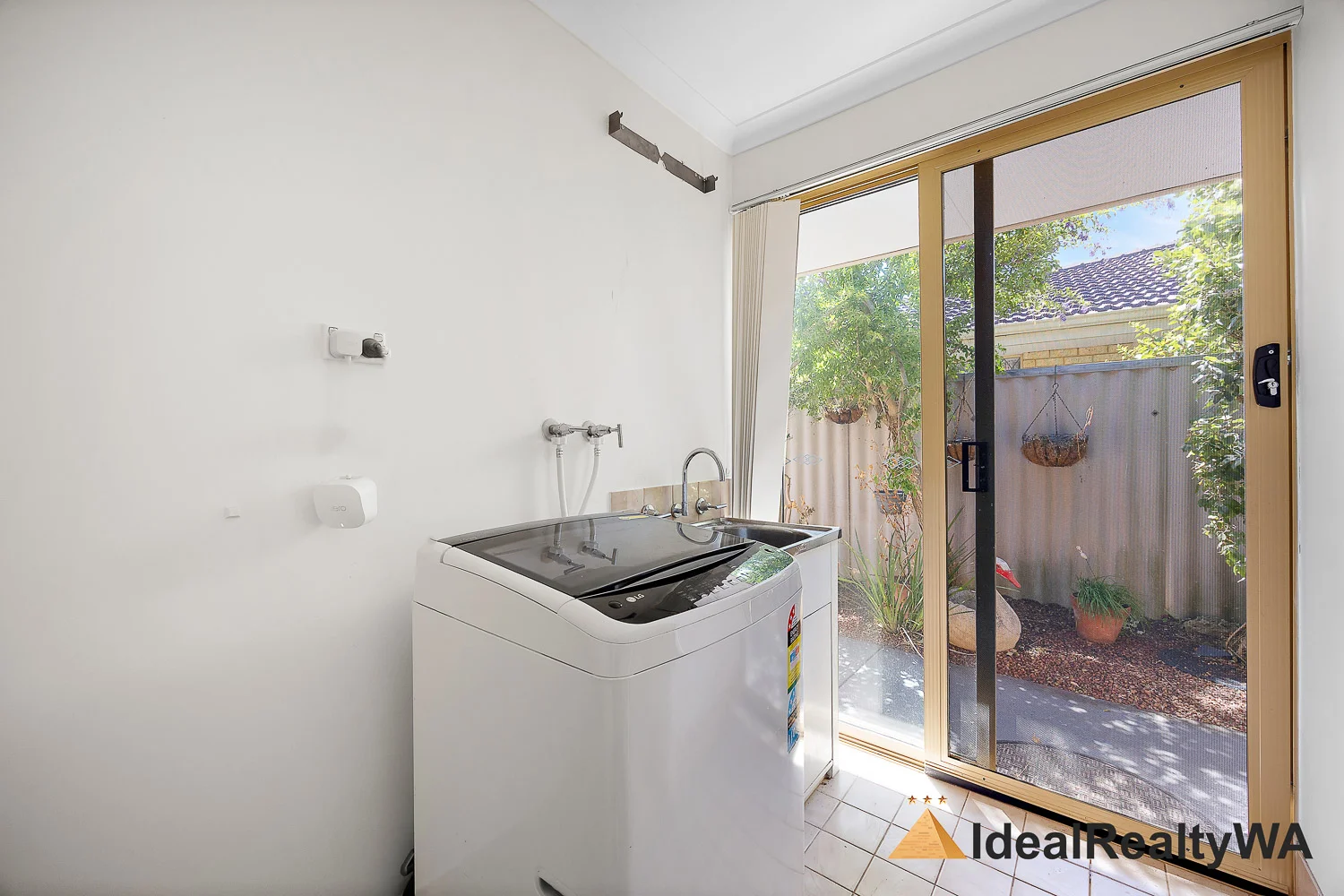 Additional image 20 of 8 Stuart Place, Rockingham WA 6168