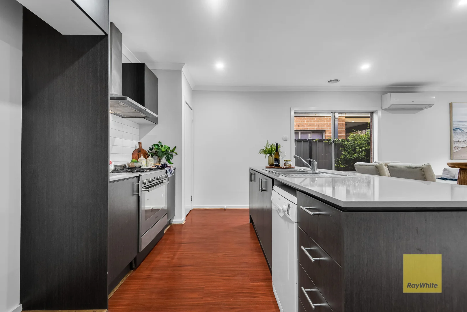 Additional image 10 of 32 Everholme Dr, Truganina VIC 3029