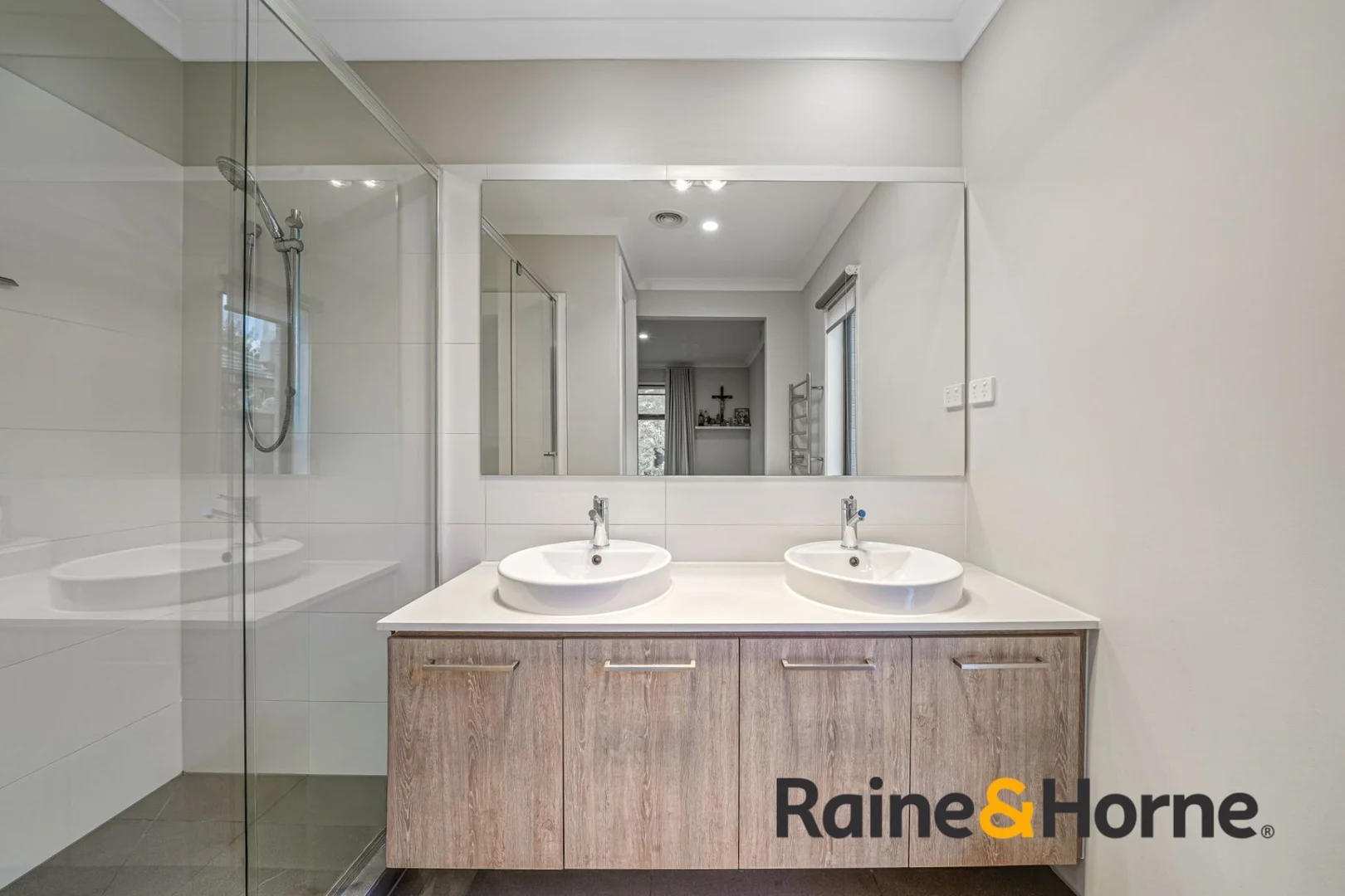Additional image 12 of 4 Destiny Drive, Cranbourne North VIC 3977