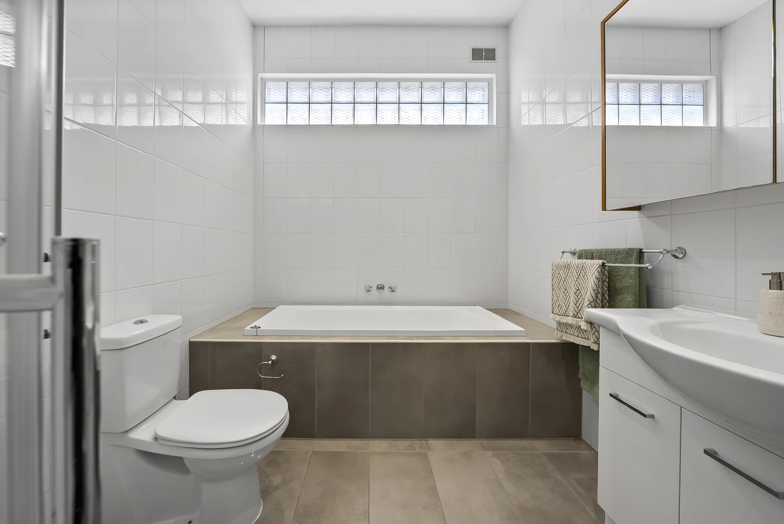 Additional image 11 of 105 Station Street, Carlton VIC 3053