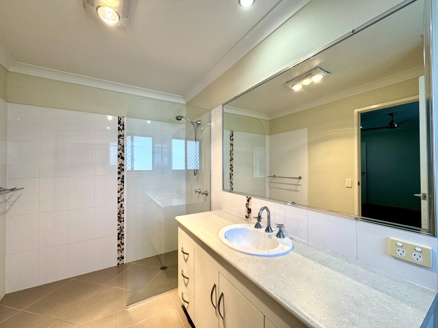 Additional image 8 of 2/18 BURKE Drive, Moranbah QLD 4744