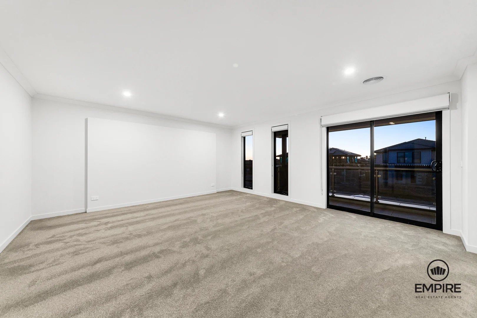 Additional image 8 of 141 Yeungroon Boulevard, Clyde North VIC 3978