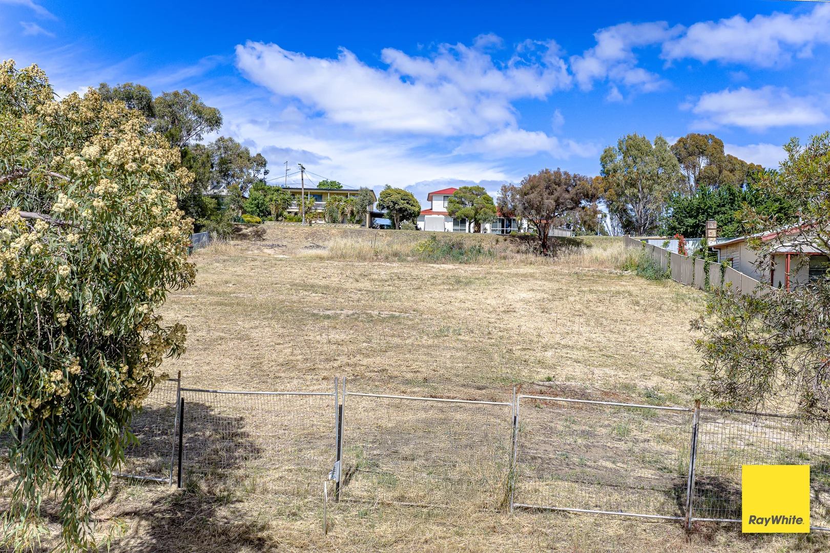Additional image 6 of 19 Grant Street, Long Gully VIC 3550