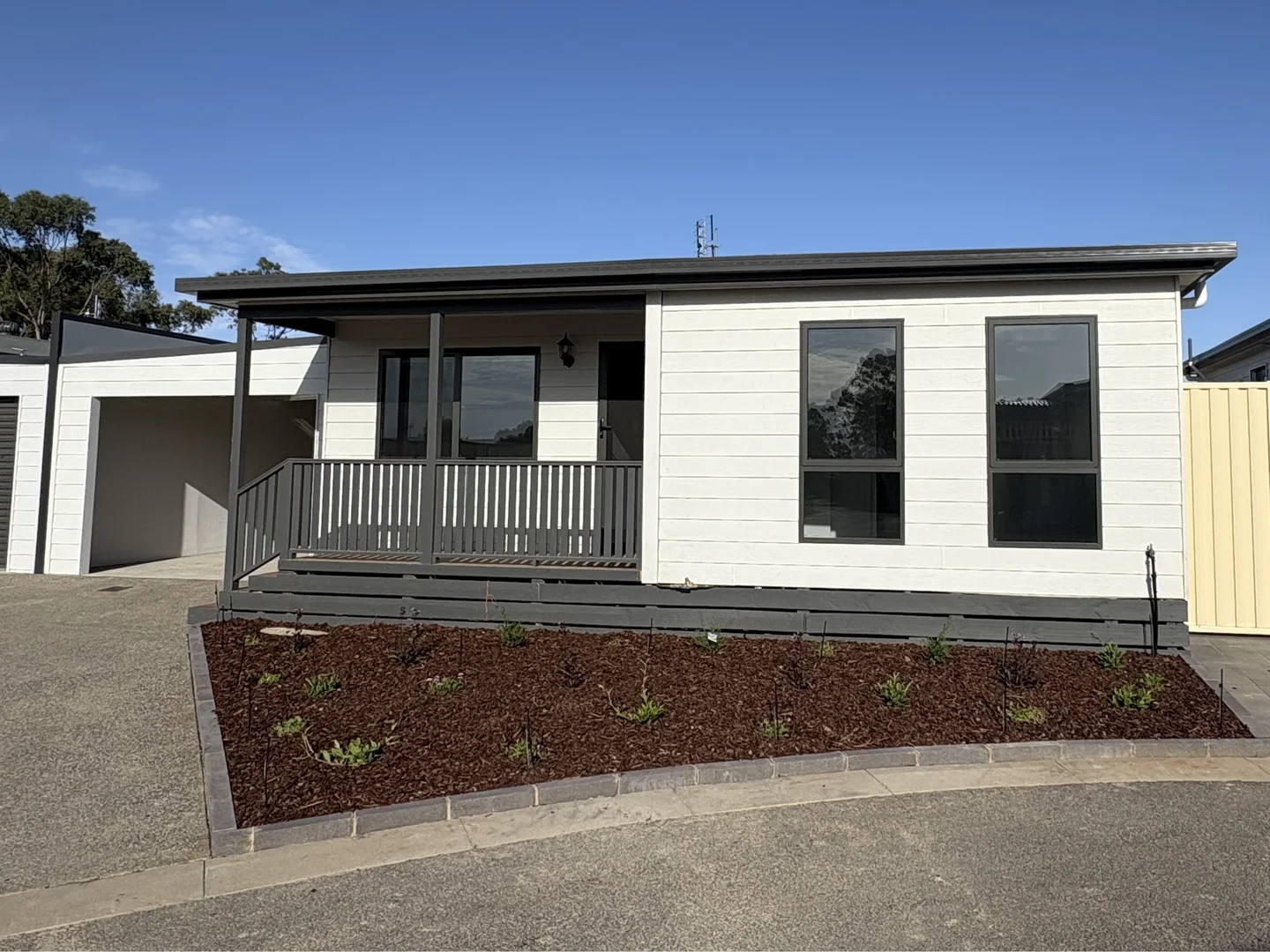 132/761 Mcivor Highway, Junortoun VIC 3551