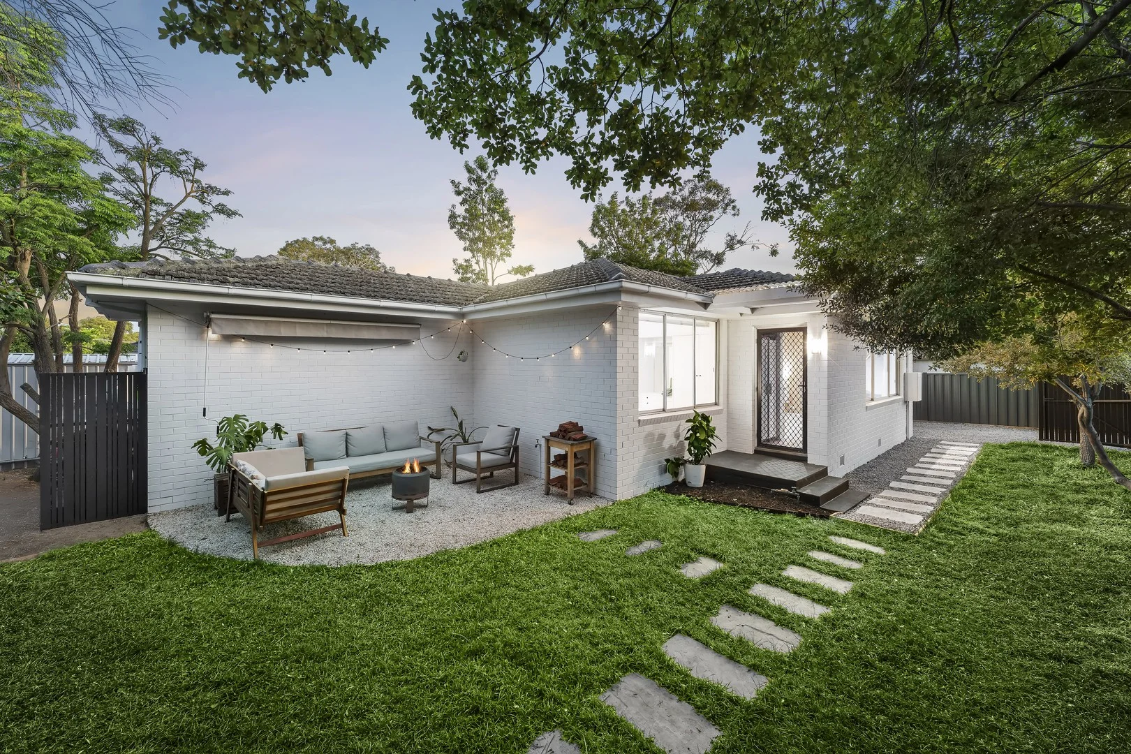 2/262 Waiora Road, Macleod VIC 3085