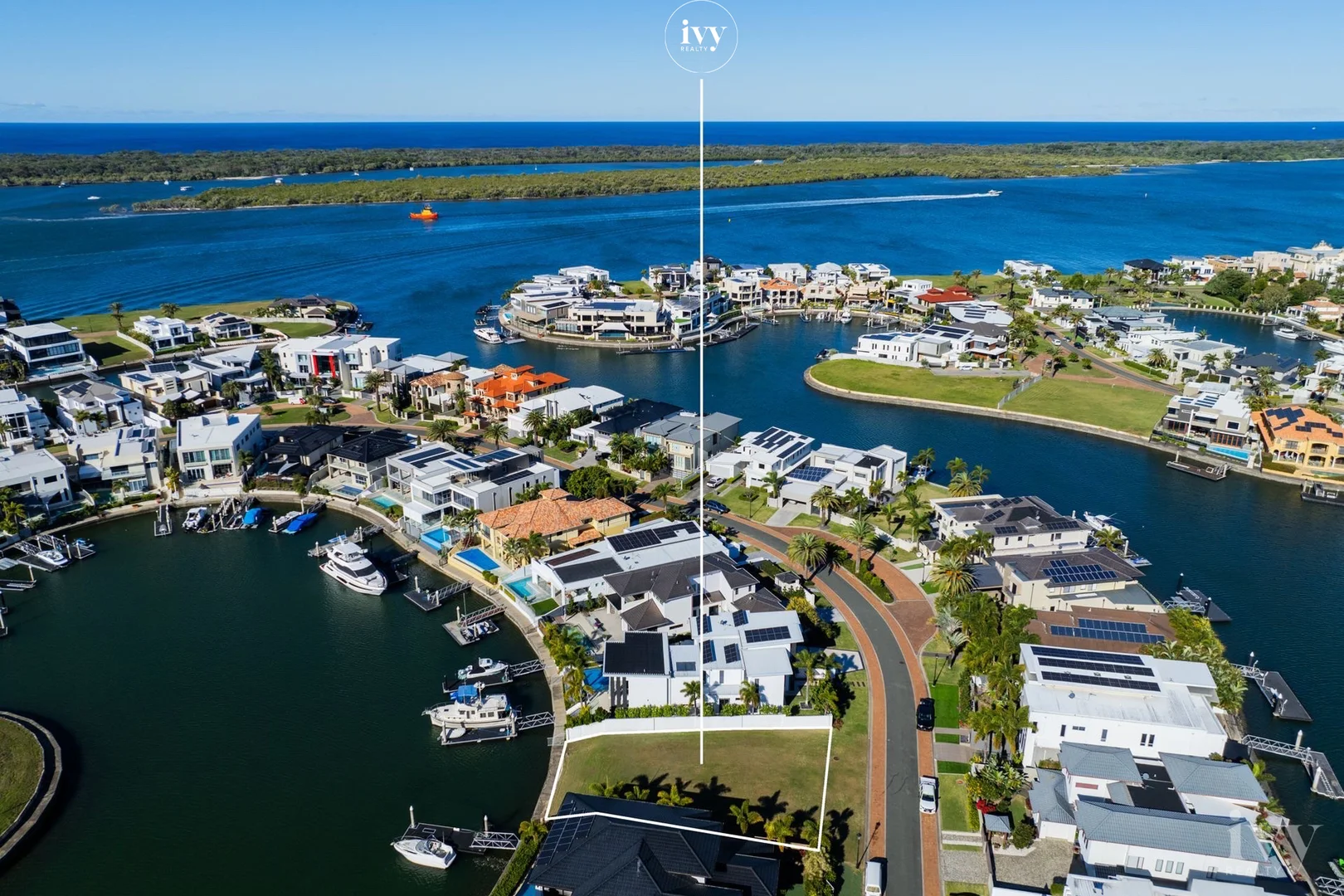Additional image 3 of 51 Royal Albert Crescent, Sovereign Islands QLD 4216