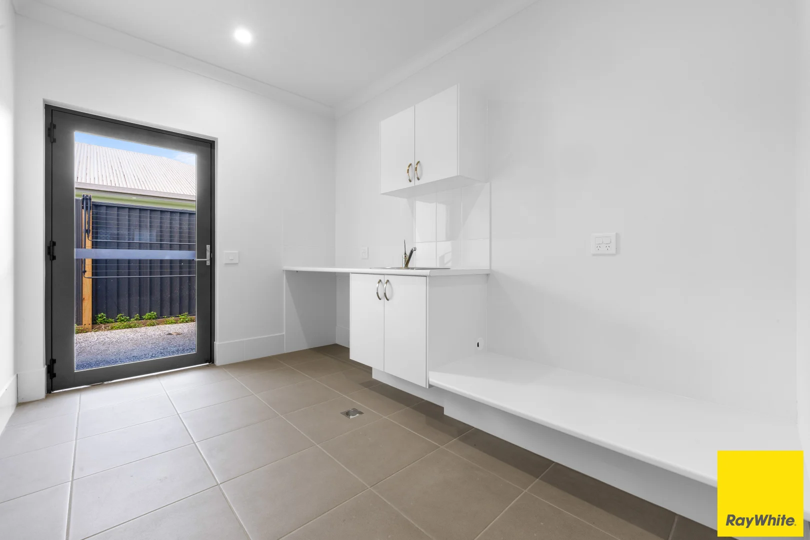 Additional image 12 of 4 Kahili Crescent, Bentley Park QLD 4869