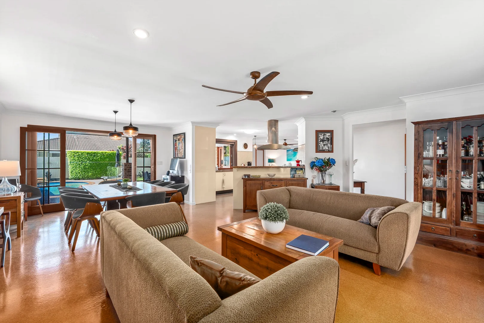 Additional image 5 of 10 Razorbill Street, Burleigh Waters QLD 4220