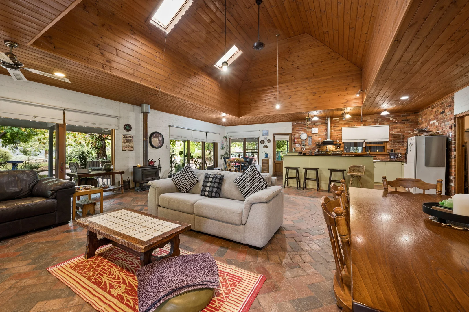 Additional image 8 of 206 Alma Road, Beechworth VIC 3747