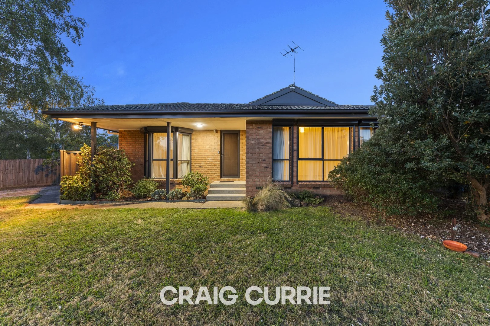 7 Bastow Close, Pakenham VIC 3810