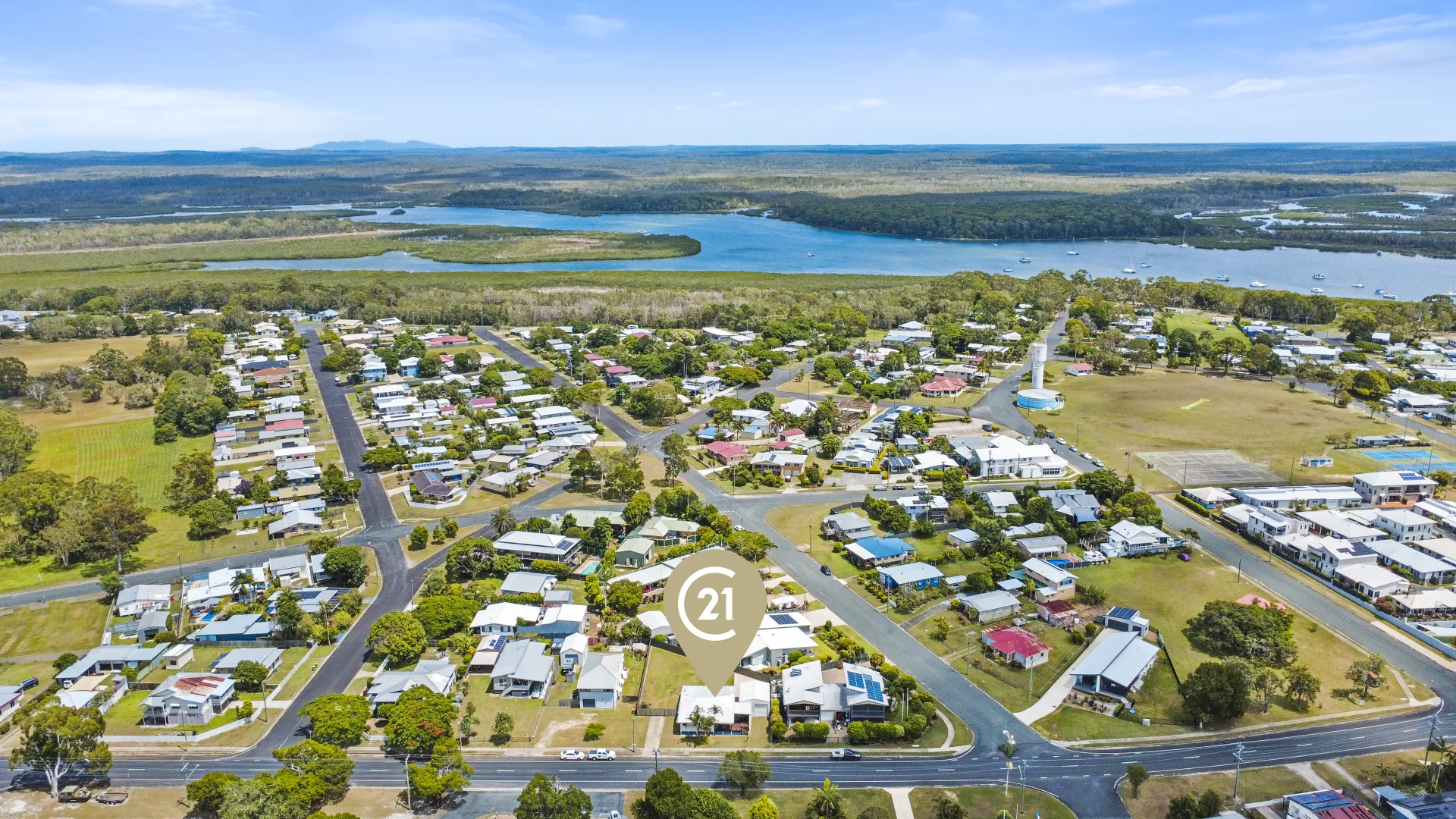 Additional image 19 of 30 Gympie Road, Tin Can Bay QLD 4580