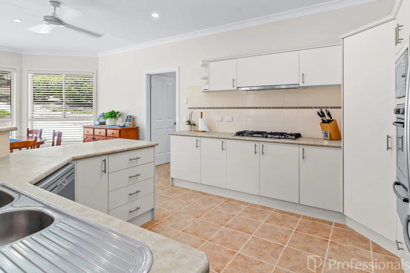 Additional image 5 of 16 Woodlands Drive, Hallidays Point NSW 2430