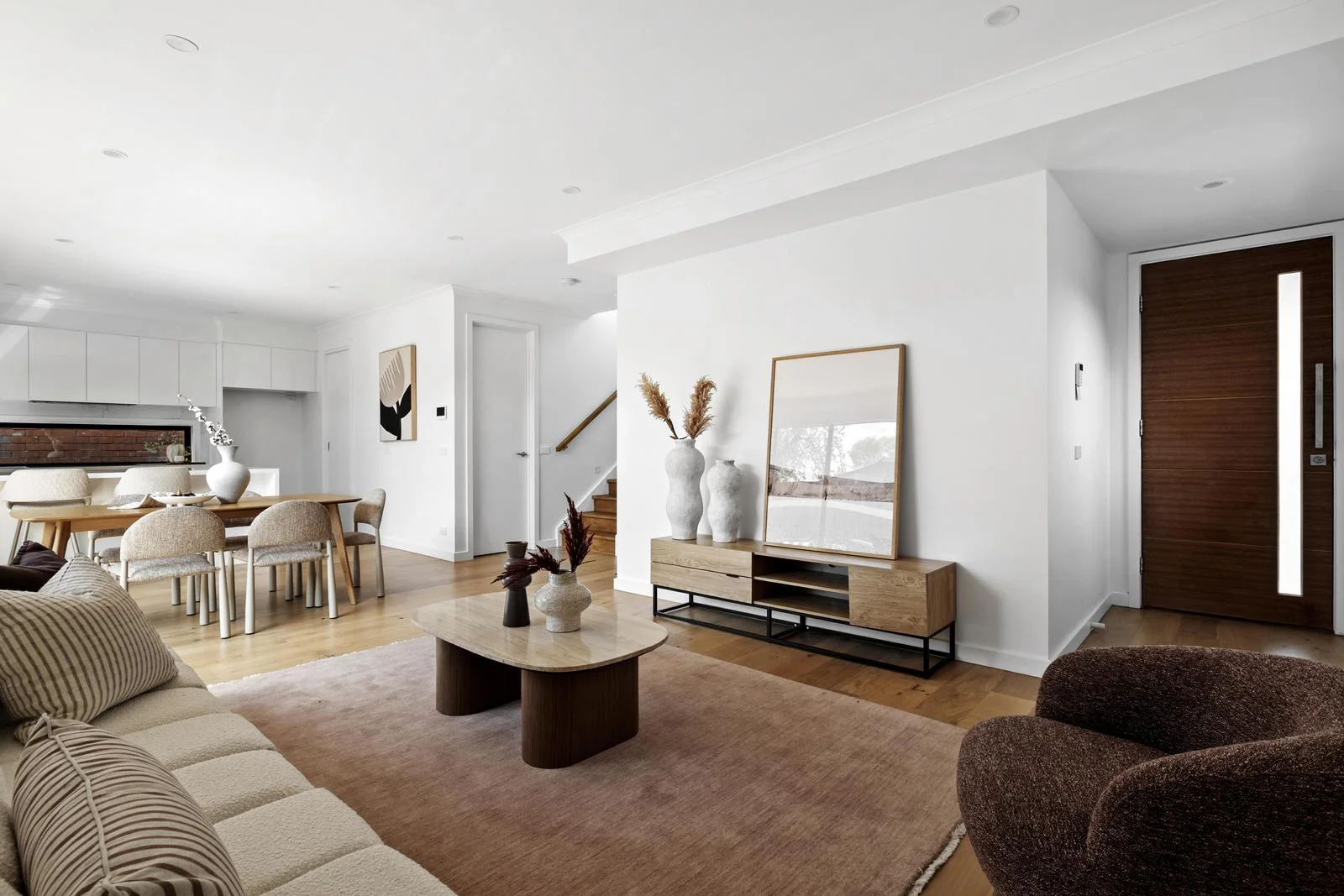 Additional image 2 of 2/30 Oriel Road, Ivanhoe VIC 3079