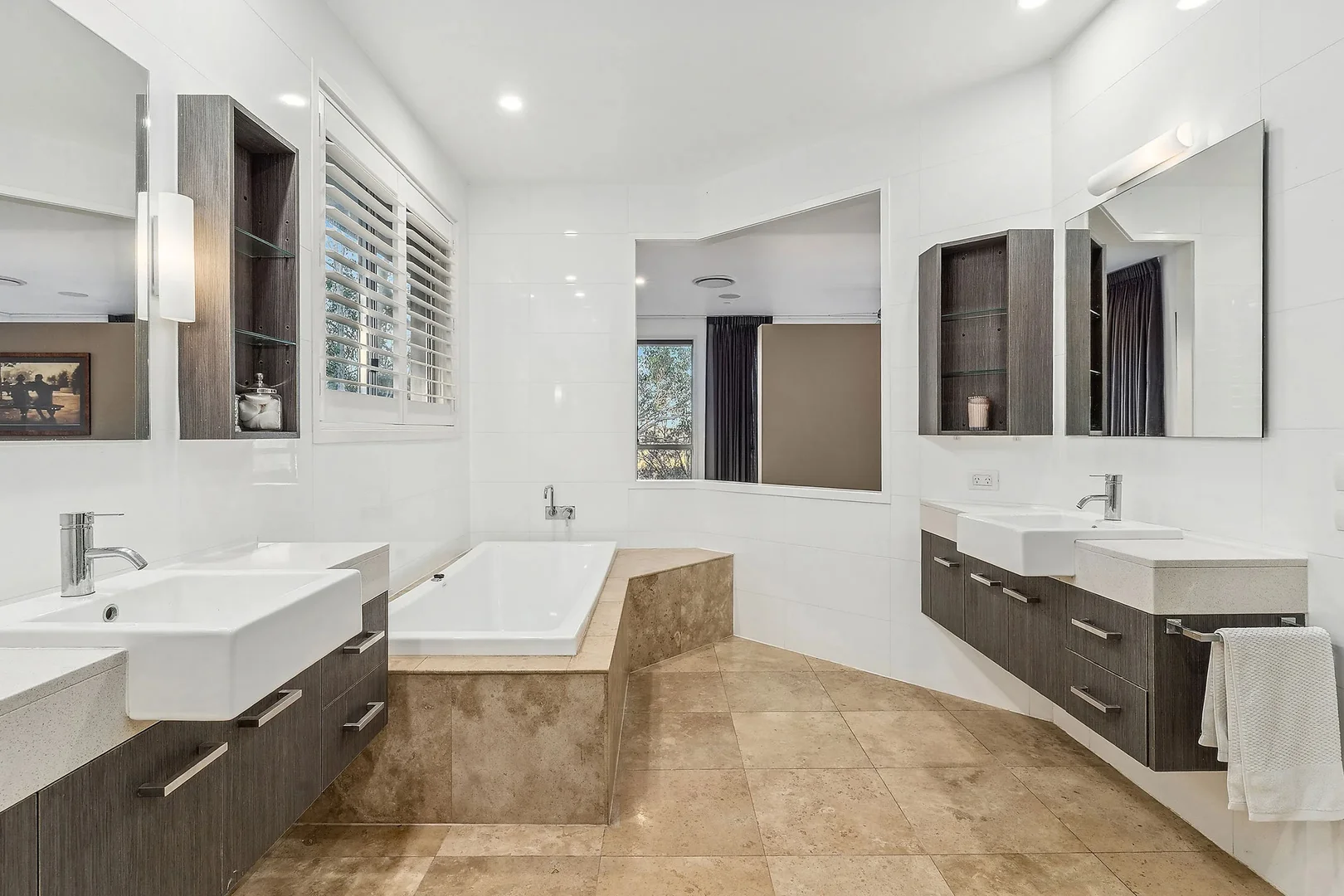 Additional image 12 of 43 Corniche Place, Brookfield QLD 4069