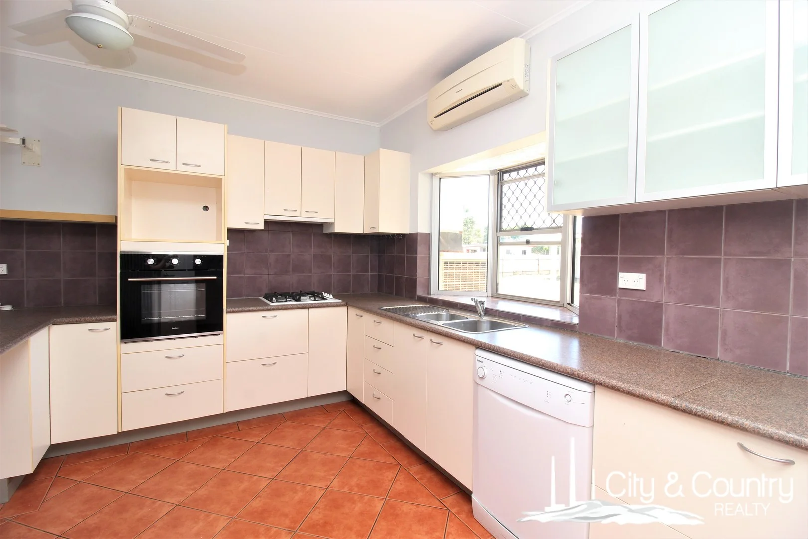 2 Alice Street, Mount Isa QLD 4825