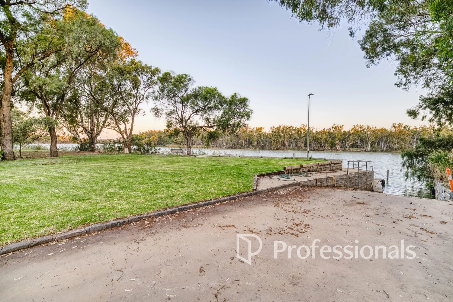 Additional image 23 of 127 Murray Road, Curlwaa NSW 2648