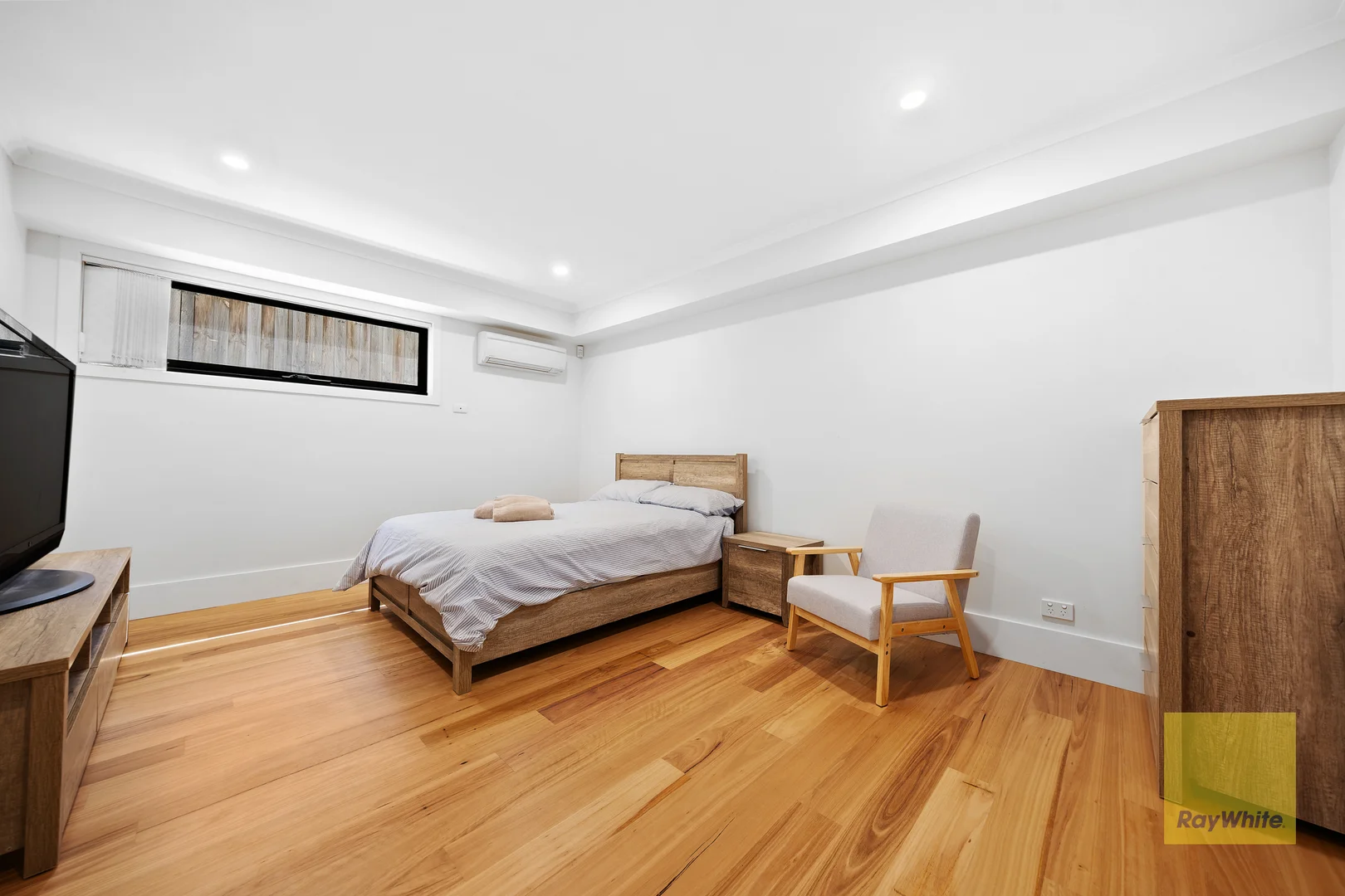 Additional image 28 of 27 Middle Park Drive, Sanctuary Lakes VIC 3030