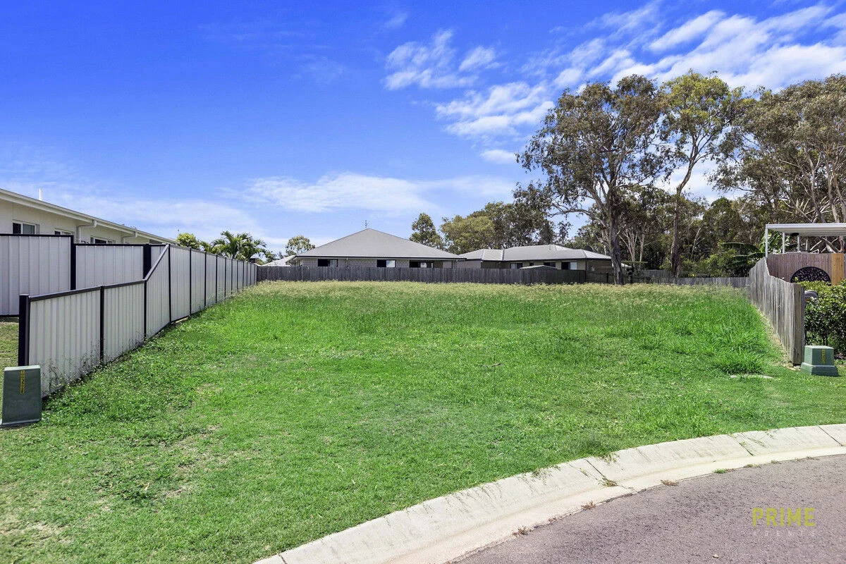 Additional image 2 of 6 Oceanfront Court, Urangan QLD 4655