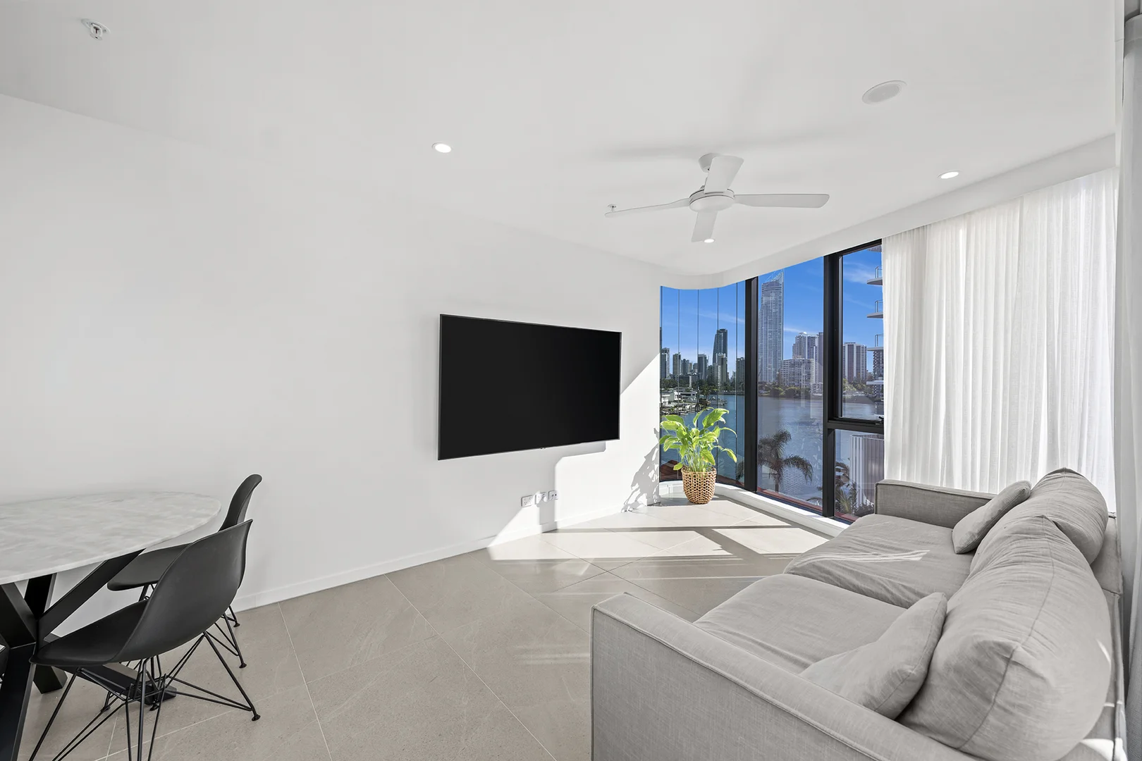 Additional image 14 of 507/15-17 Cannes Avenue, Surfers Paradise QLD 4217
