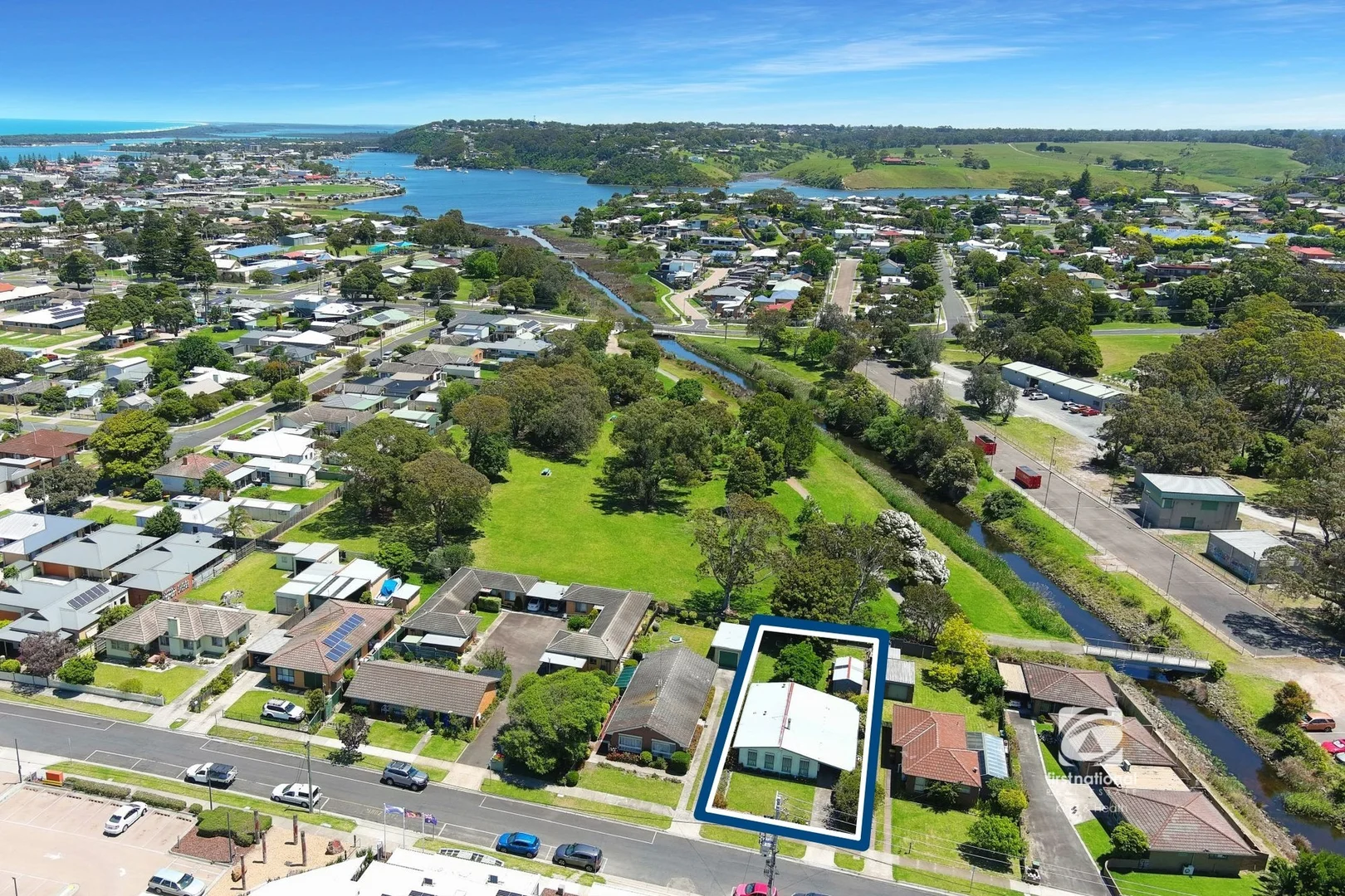 Additional image 16 of 27 Jemmeson Street, Lakes Entrance VIC 3909