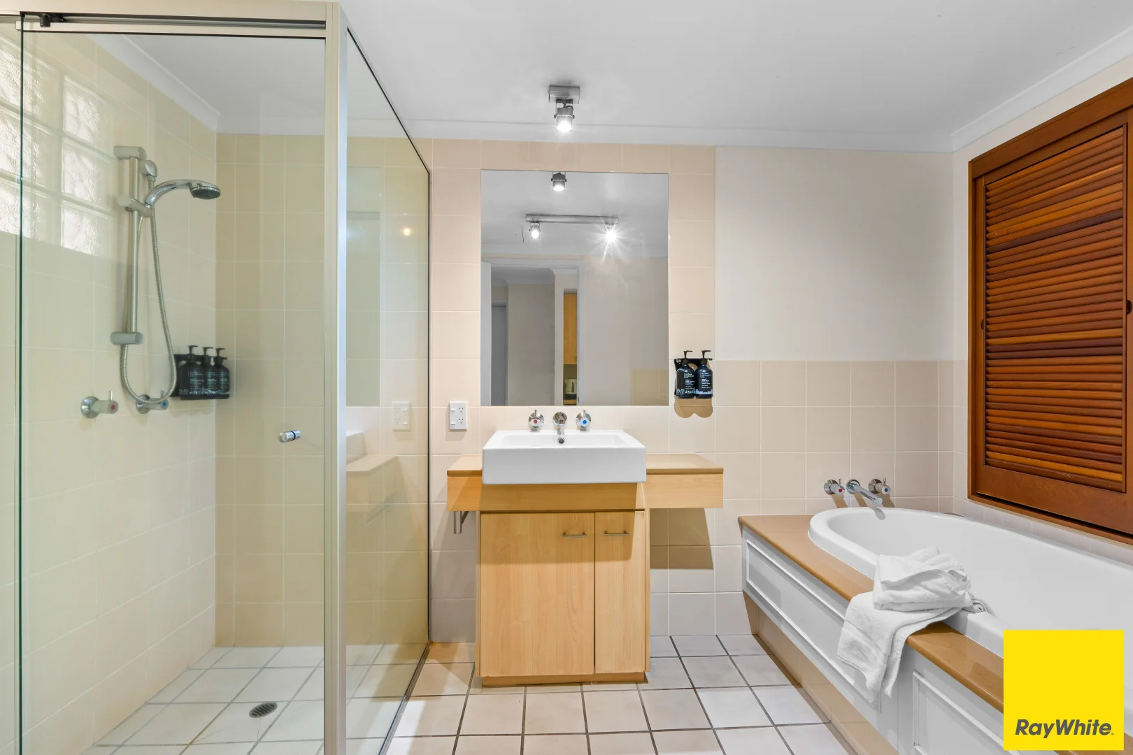Additional image 22 of 835/49-63 Williams Esplanade, Palm Cove QLD 4879