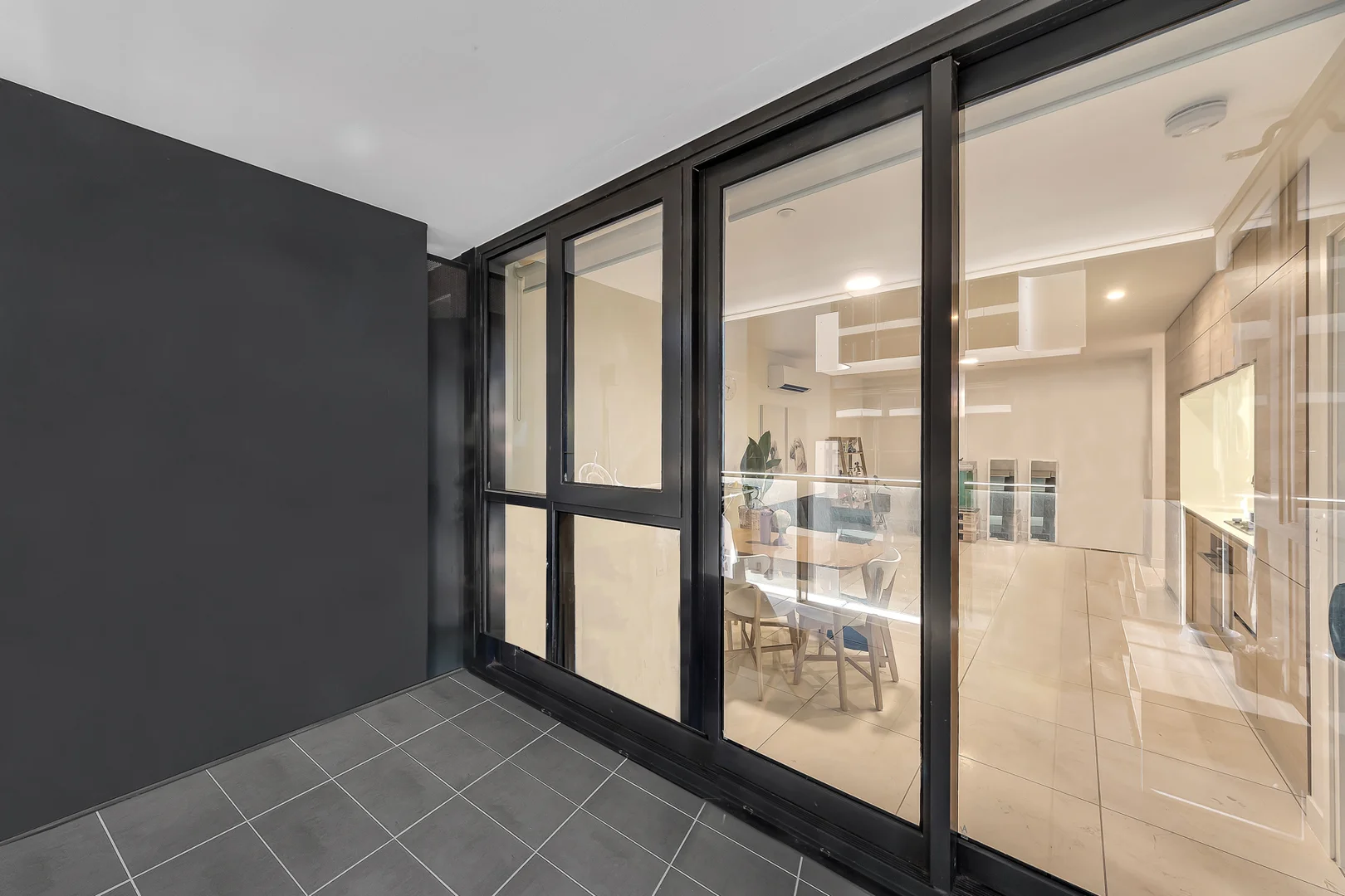 Additional image 14 of 414/12 Queens Road, Melbourne VIC 3004