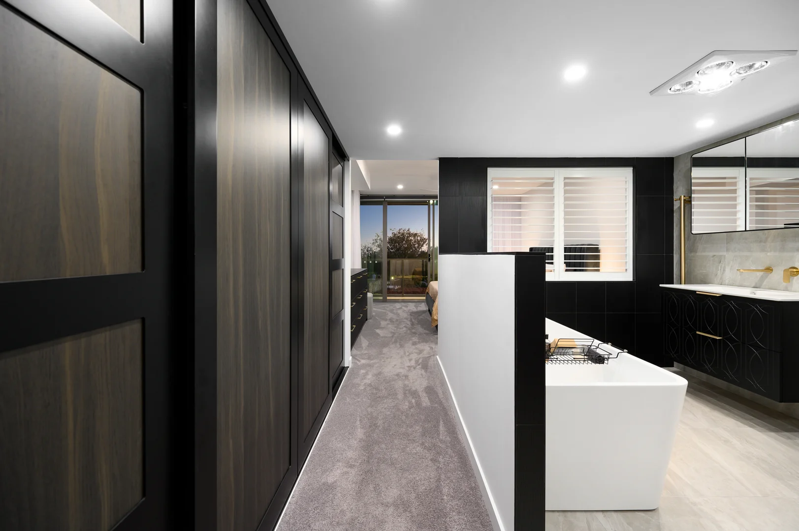 Additional image 20 of 29201/2 Ephraim Island Parade, Paradise Point QLD 4216