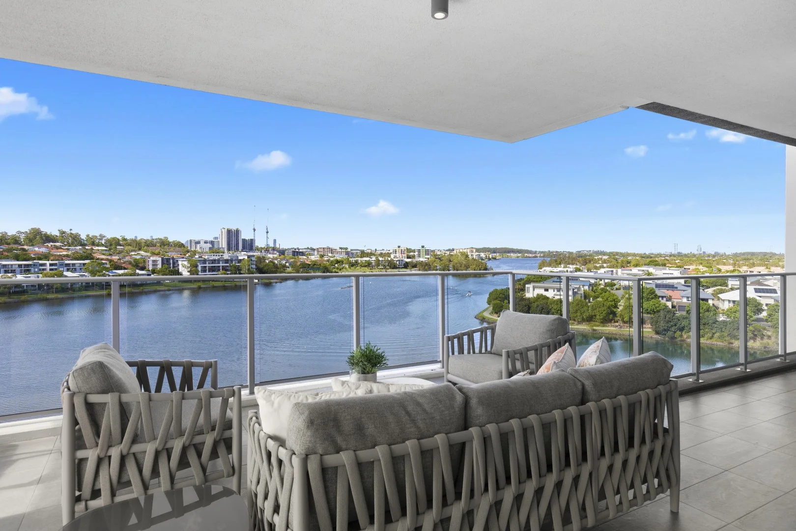 2603/397 Christine Avenue, Varsity Lakes QLD 4227