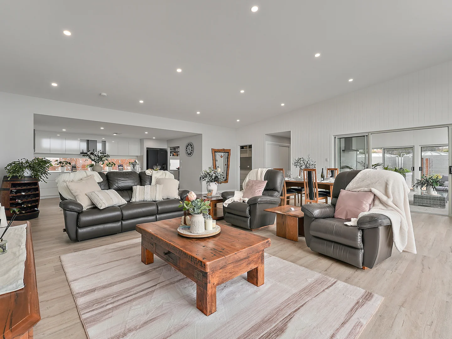 Additional image 2 of 27 Kunzea Circuit, Coles Bay TAS 7215