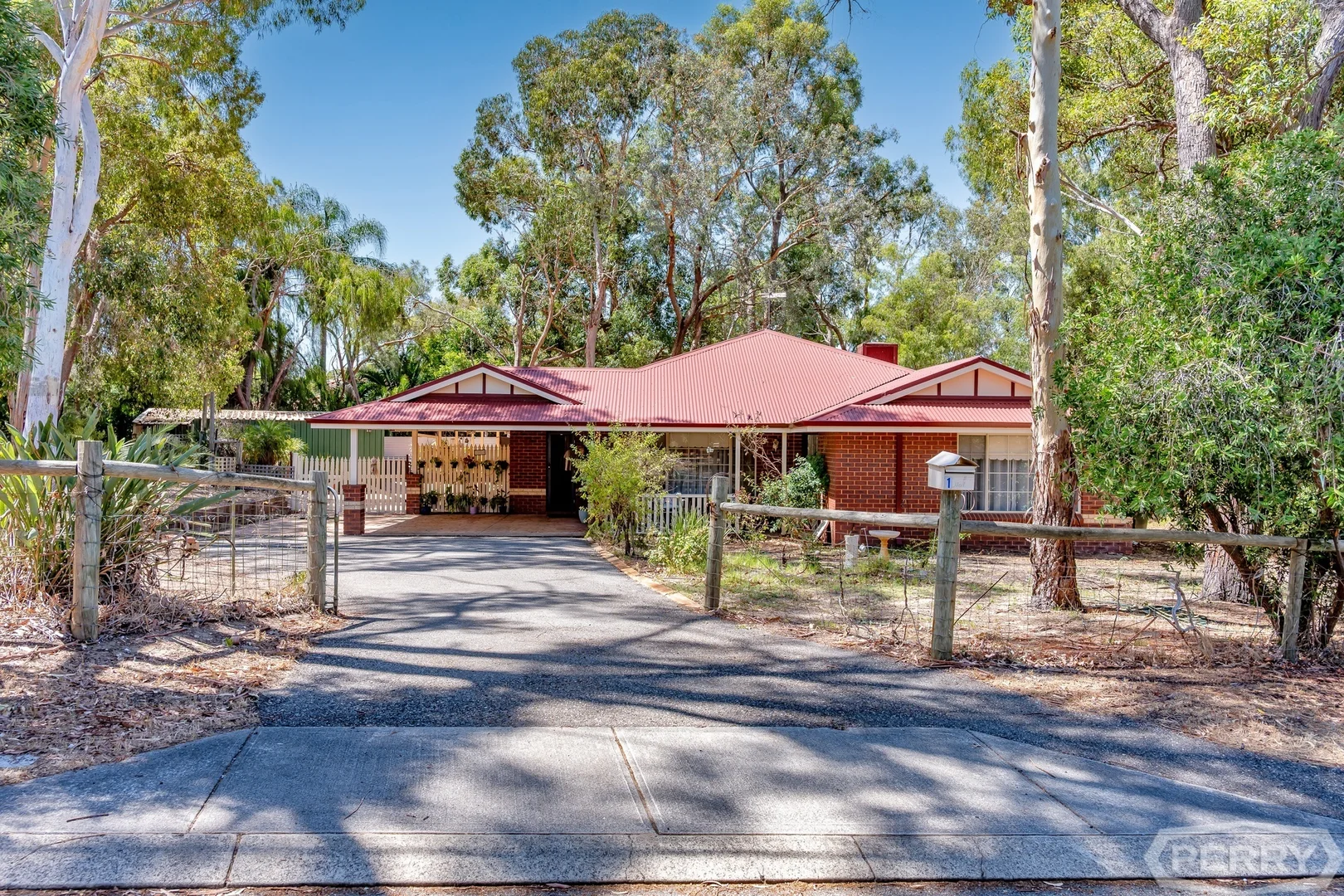 Additional image 2 of 1 Cobbler Court, Wellard WA 6170