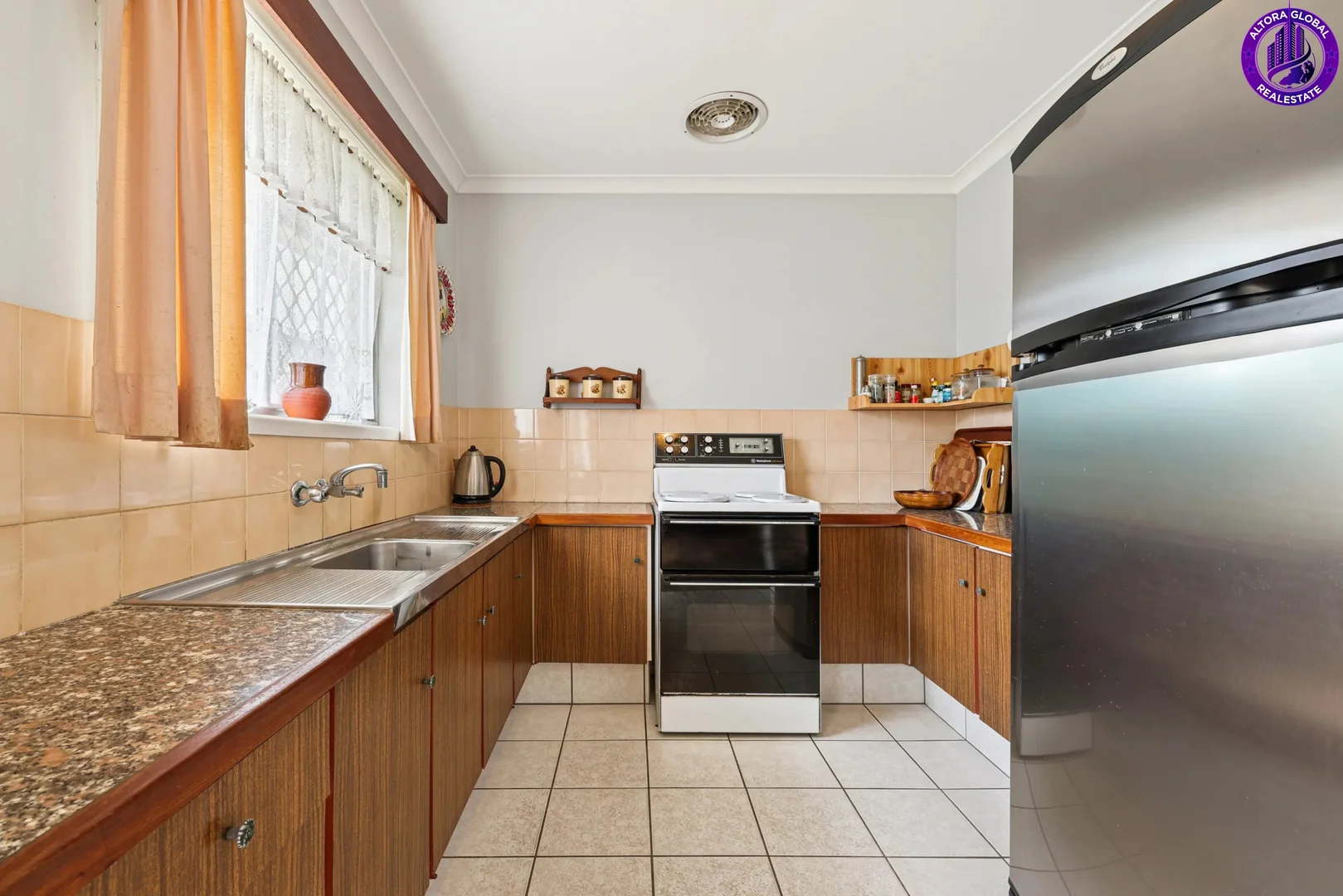 Additional image 12 of 1 SARASOTA KEY, Broadbeach Waters QLD 4218