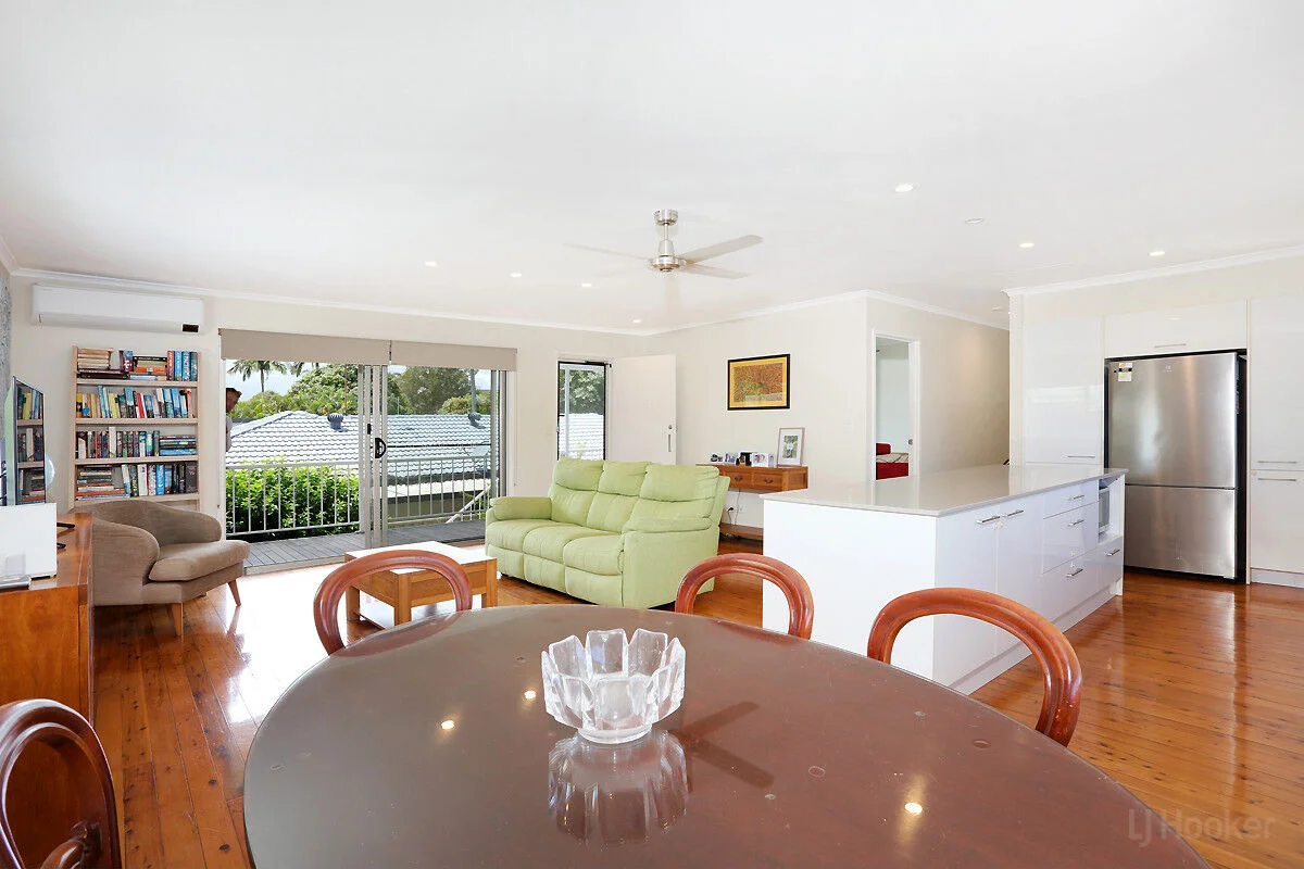 Additional image 7 of 8 Plover Avenue, Paradise Point QLD 4216